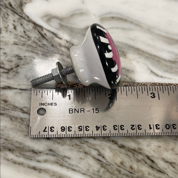 Pink and Black Eiffel Tower Ceramic Drawer Knobs/ Lot of 4 - Picture 8 of 8